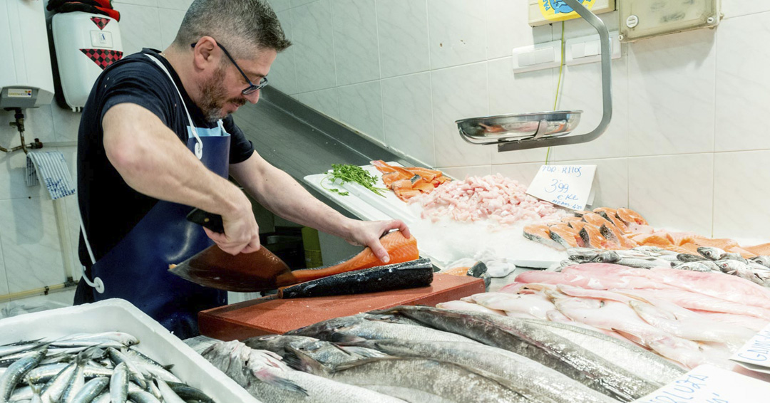 Pescados y mariscos Fer y Charo - Mercado Delicias Zaragoza